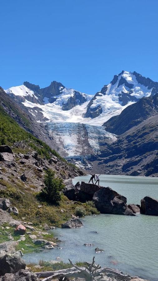 Refugio De Glaciares Hotel Ел Чалтен Екстериор снимка